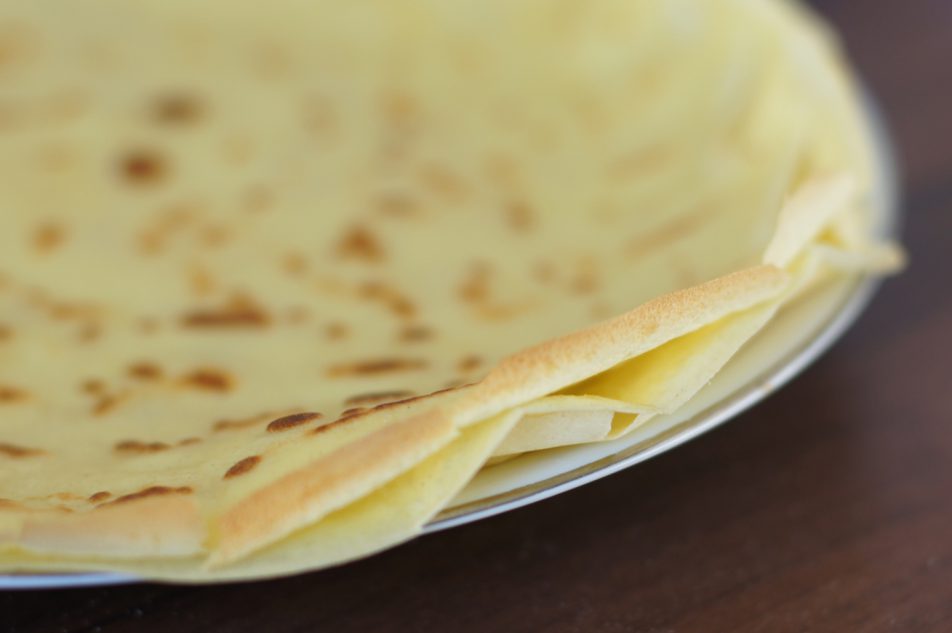 Crêpes (cieniutkie maślane naleśniki)
