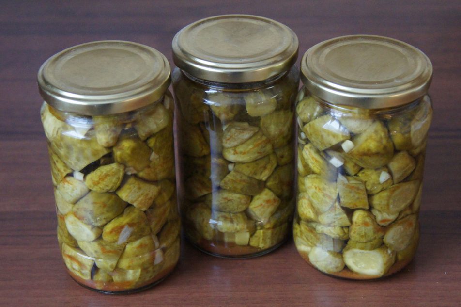 Koreczki ogórkowe z chili