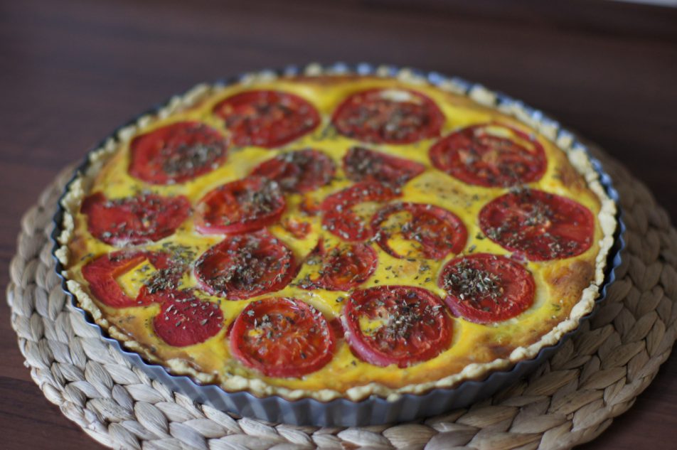 Tarta z cukinią i pomidorami