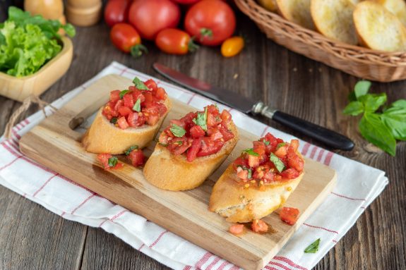 Bruschetta z pomidorami